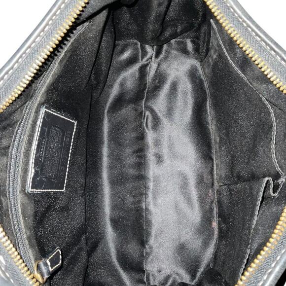 VINTAGE COACH ERGO BLACK LEATHER FRONT POCKET HALF MOON SHOULDER BAG - Picture 9 of 16